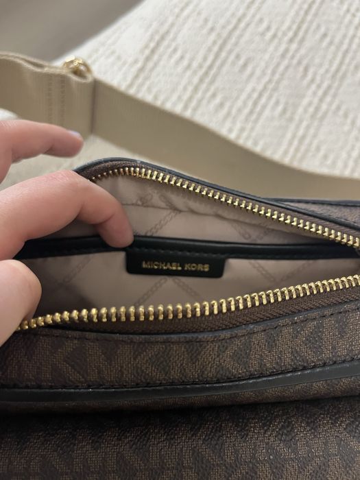 Mala mickael kors como nova