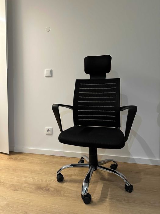 Cadeira ergonómica de escritório - Como nova