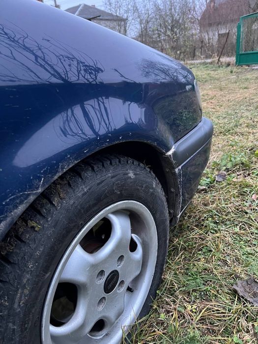 Wolksvagen Passat B4 1,8 моно інжектор