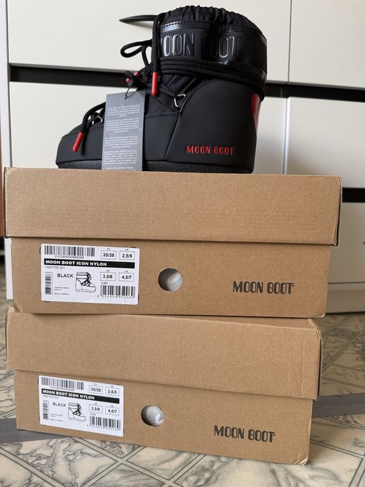 Moon boot чорні з серденьком