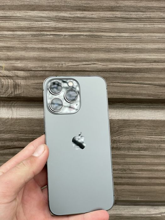 Iphone 13 pro 128 ідеал +3чохла