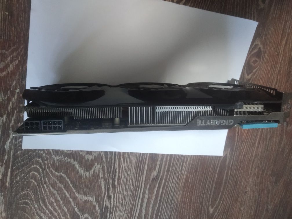 Продам видеокарту Gigabyte GeForce GTX 760