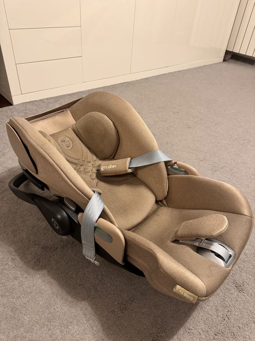 Cybex Cloud T i-Size Cozy Beige + isofix + adaptadores Melio