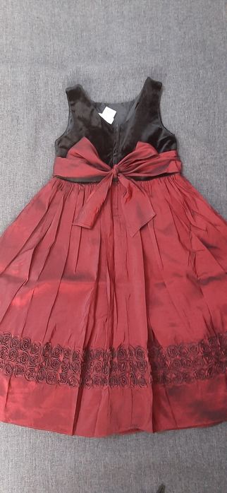 Елегантна святкова сукня для дівчинки 5 рочків!