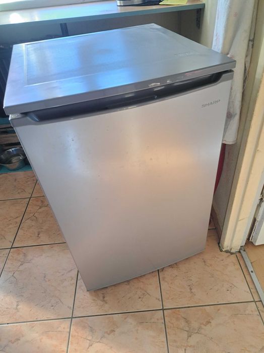 Sprzedam Zamrażarka SHARP SJ-UE103T0S-EU