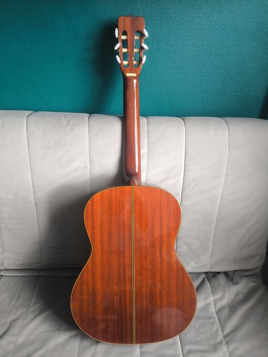 Gitara akustyczna