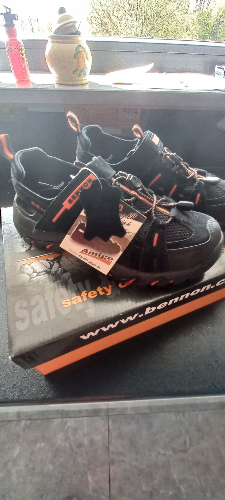 Buty Bennon trekkingowe niskie nowe r.37