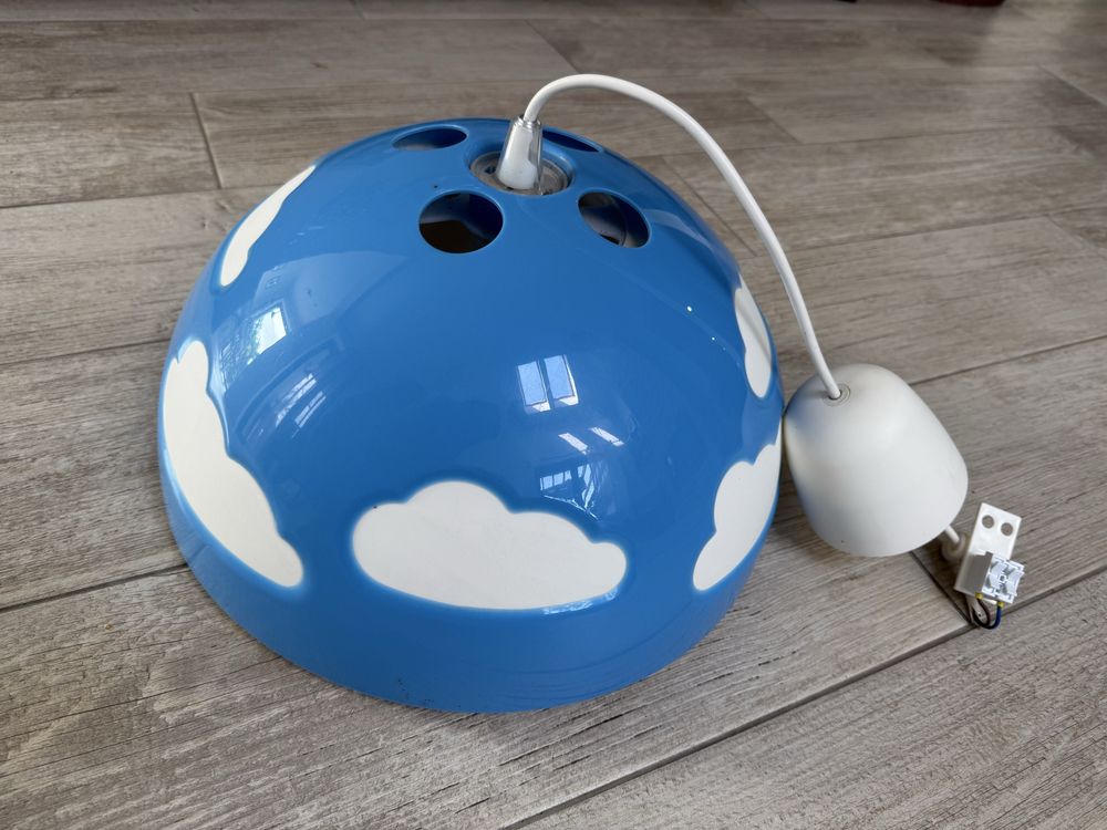 Lampa chmurka blekitna ikea