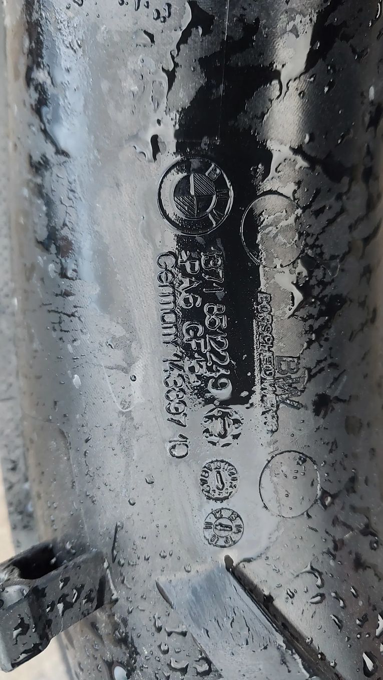 PRZEWÓD POWIETRZA REZONATOR BMW F10 F11 F07 F12 13718512249 n47d20