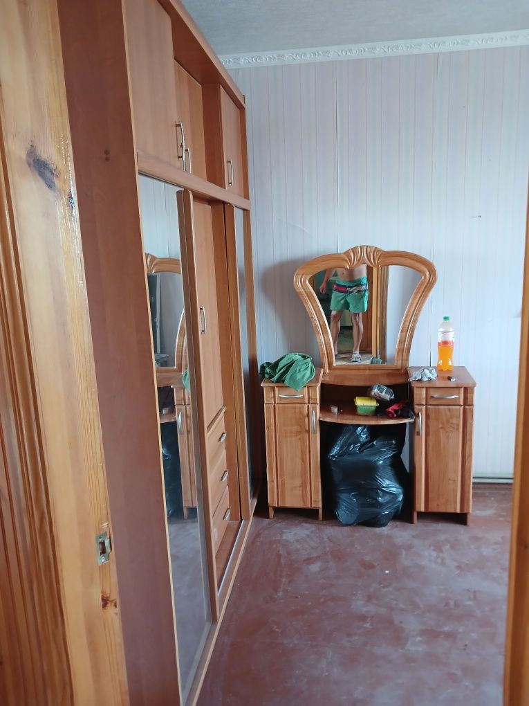 Изюм, продам 2х комн квартира, возможно по сертификат е відновлення