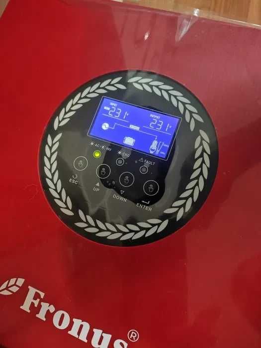 НАЛИЧИЕ Гибридный инвертор PowMR Fronus 12V-230V 1800W (пик 2200W)