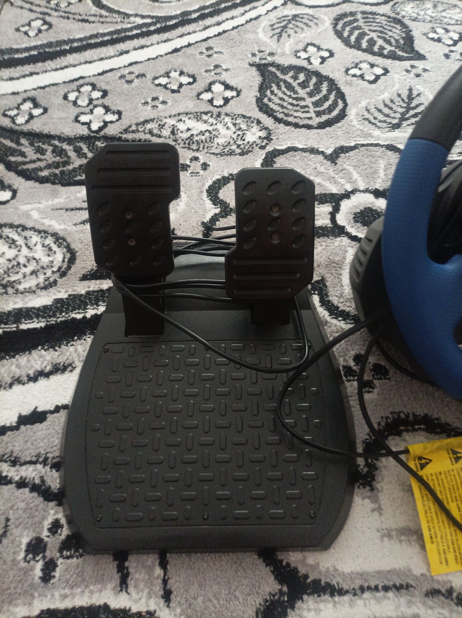 Kierownica thrustmaster t150 jak nowa