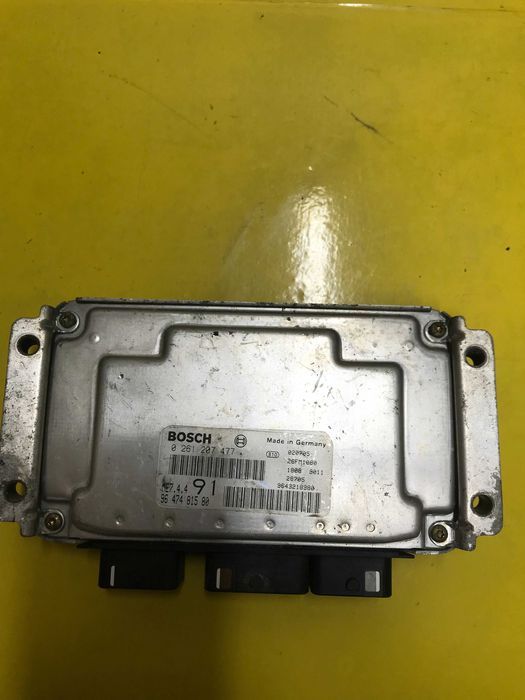 Блок управління двигуном Peugeot 206 0261207477