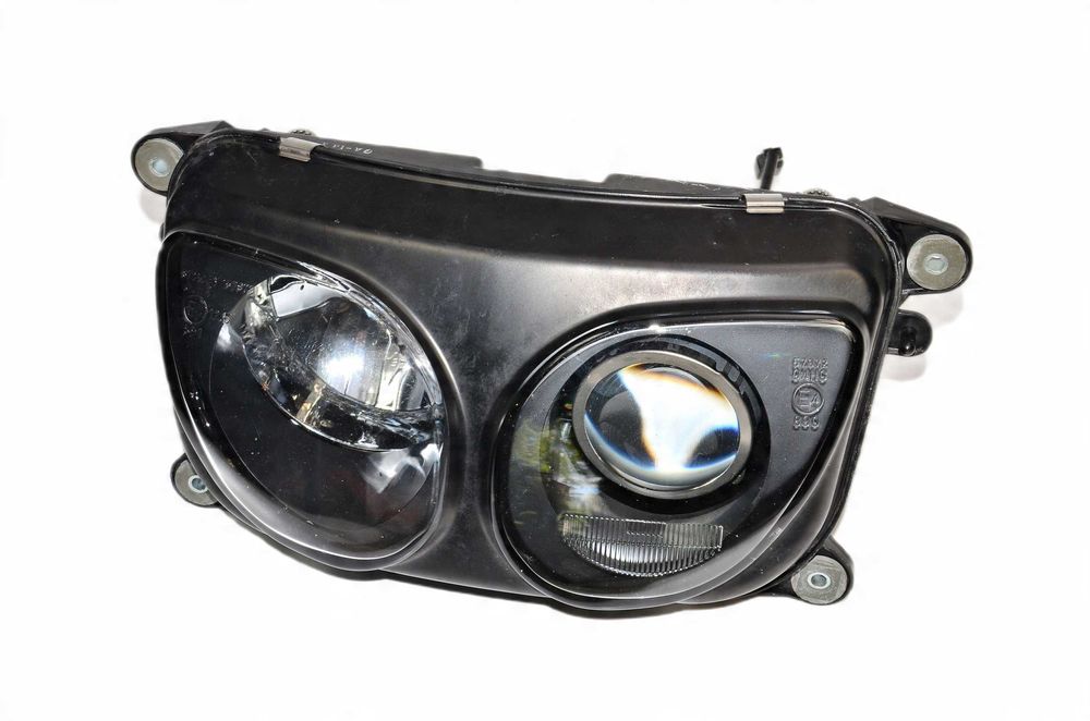 Kawasaki ZX-7R 96-03 części czasza tłumik HP felga zbiornik lagi lampa