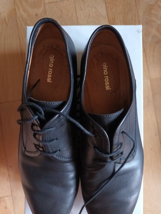 Gino Rossi czarne skórzane r. 38