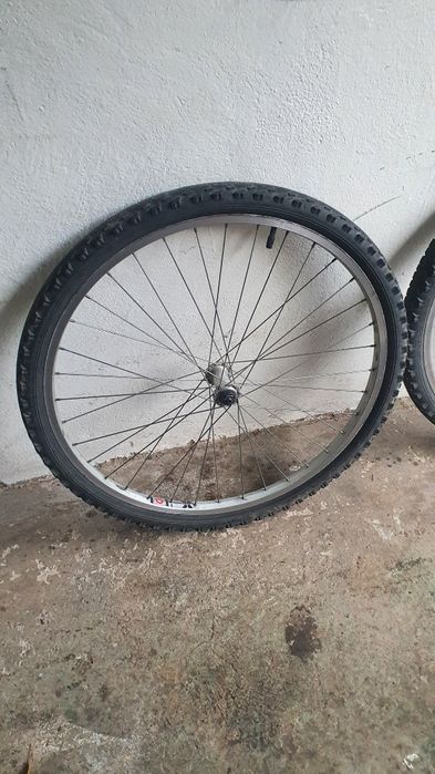 Koła koło rowerowe przód i tył 8 biegów 26"