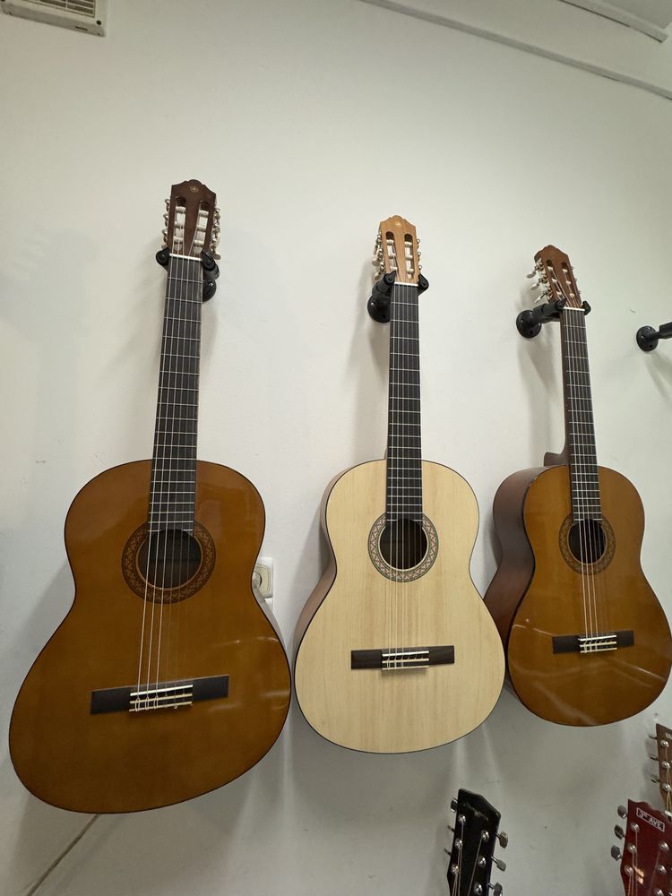 Yamaha C40 Klasyczna 6-strunowa gitara  4/4