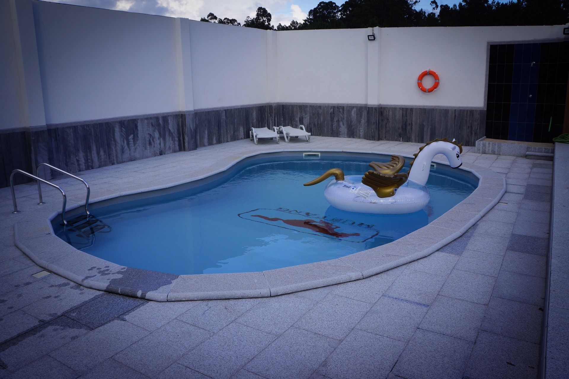 Casinha das Bonecas - V2 com Piscina Privada (Água Salgada)