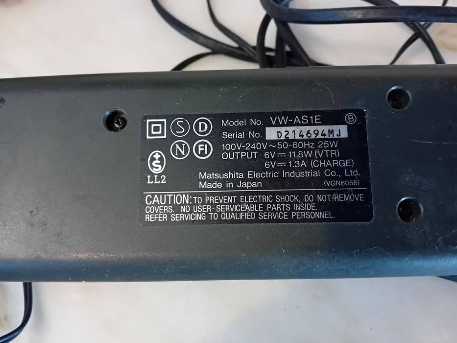 Conjunto de 6 Carregadores de Câmaras Diversas