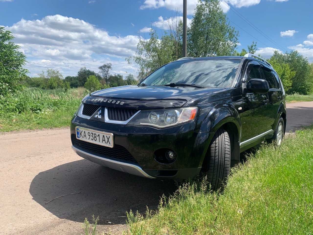 Mitsubishi Outlander XL