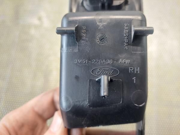 Comando / botão / interruptor vidros trás direito FORD Focus II (DA_)