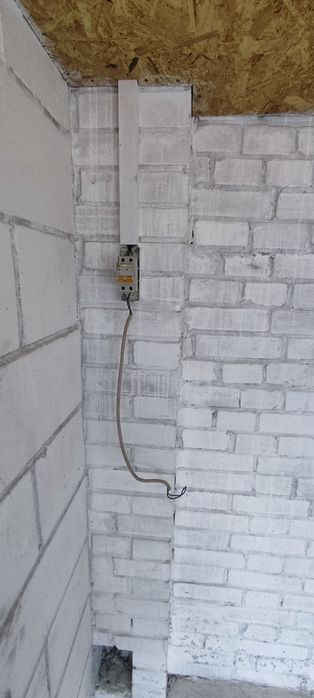 Здам гараж в оренду. Гайдамацька 41А