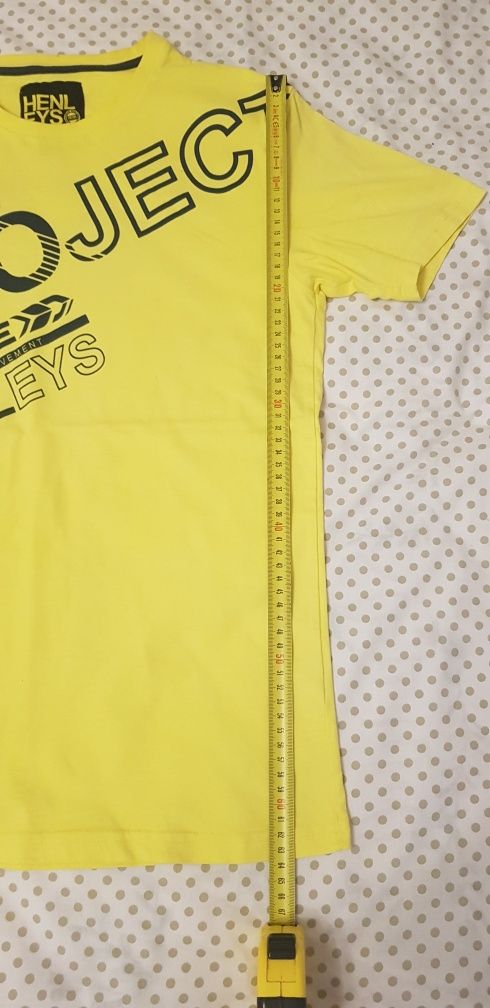 Яркая футболка Henleys Project Deluxe, оригинал, фирменная.