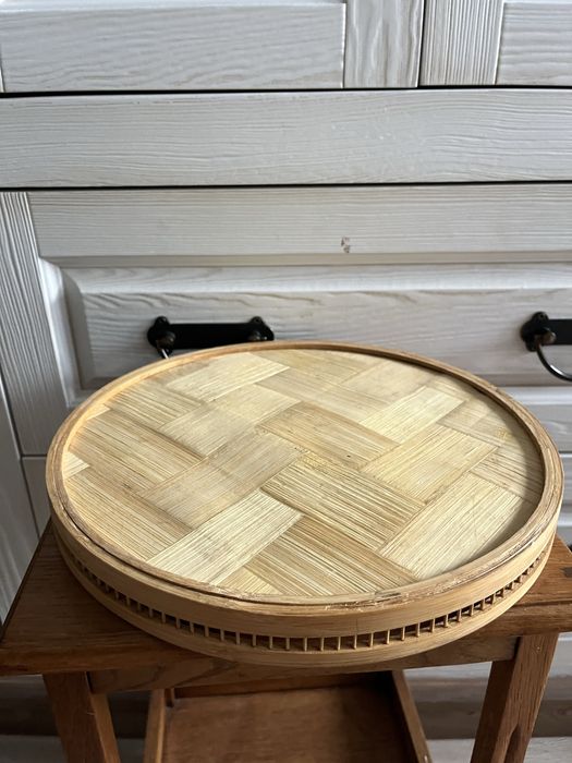 Dekoracyjna taca z motylem i kwiatami bambus vintage