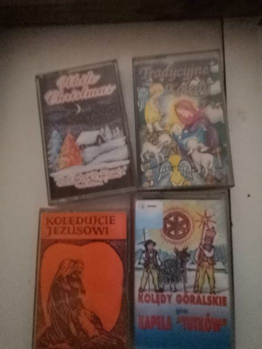 Zestaw 4 używanych kaset z kolędami Kasety magnetofonowe