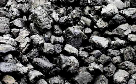 Опалювальний сезон з вугіллям, брикетами і пелетами