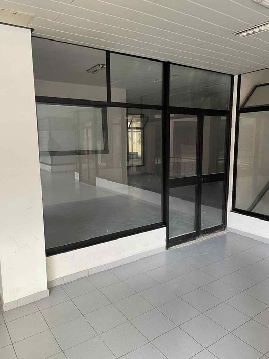 Loja no centro de Valença 40m | Perto da fronteira com Espanha