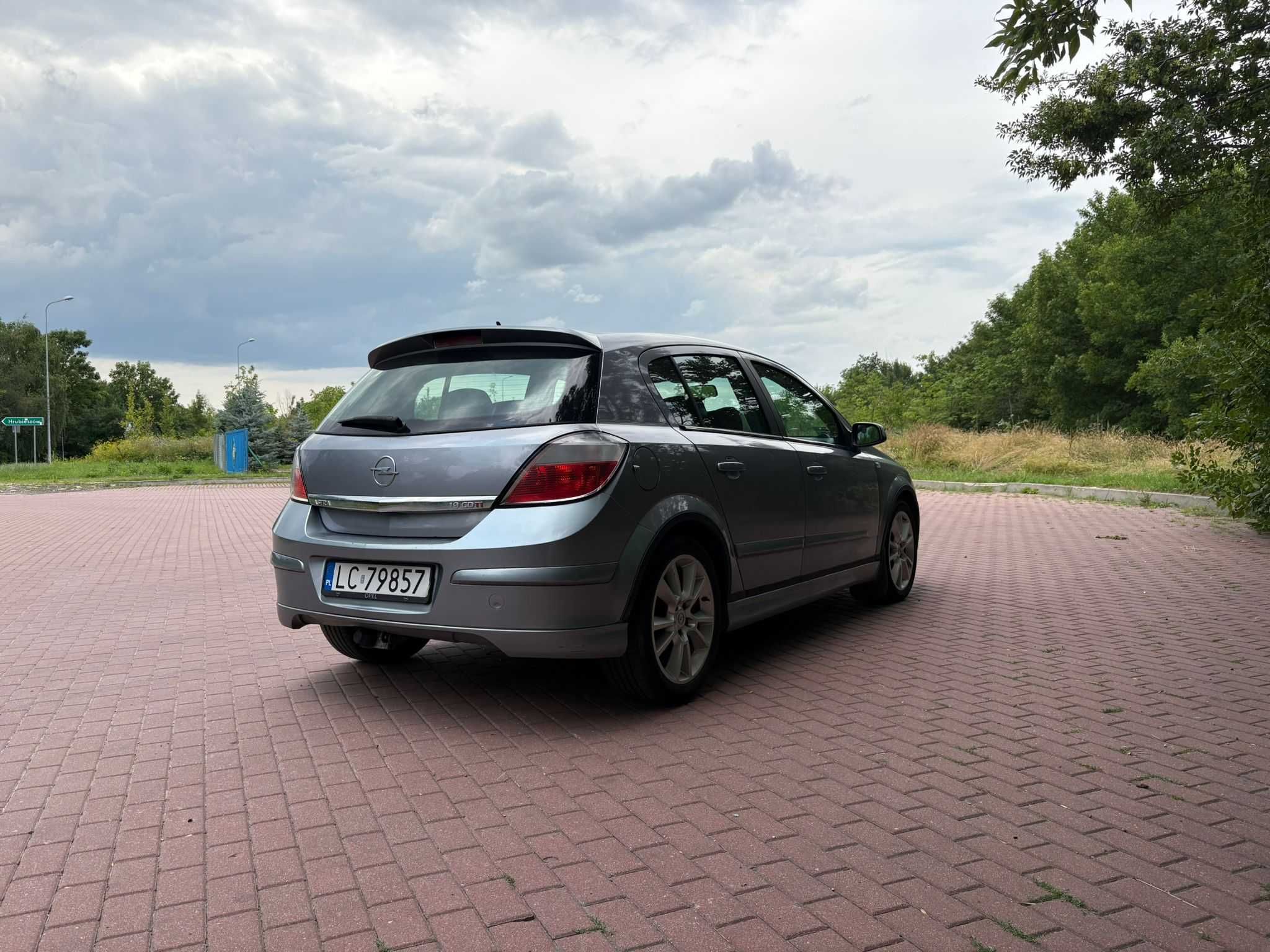 Opel Astra 1.9 CDTI 150kM