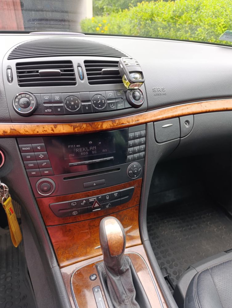 Mercedes-Benz E klasa W211 E270 2.7 CDI Mercedes klasa E skóry
