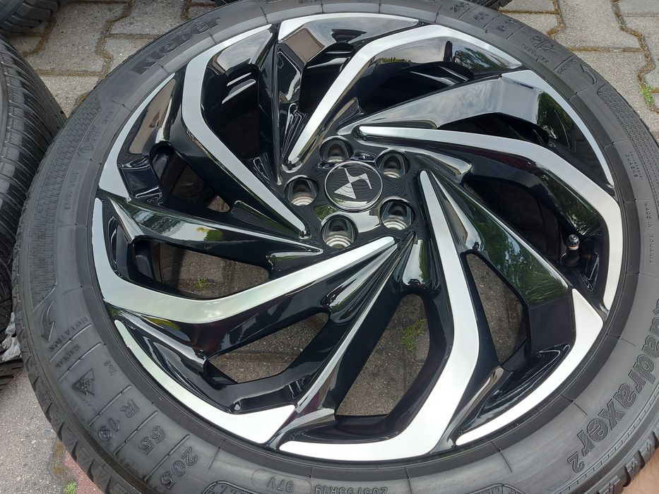Koła7.5x19 5x108 Citroen DS7 Peugeot Kleber 205.55R19 XL FR Całoroczne