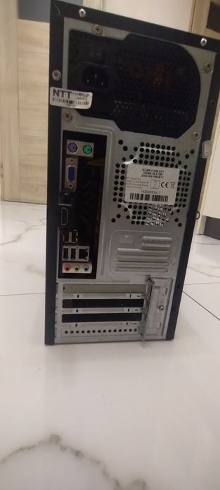 Sprzedam komputer stacjonarny