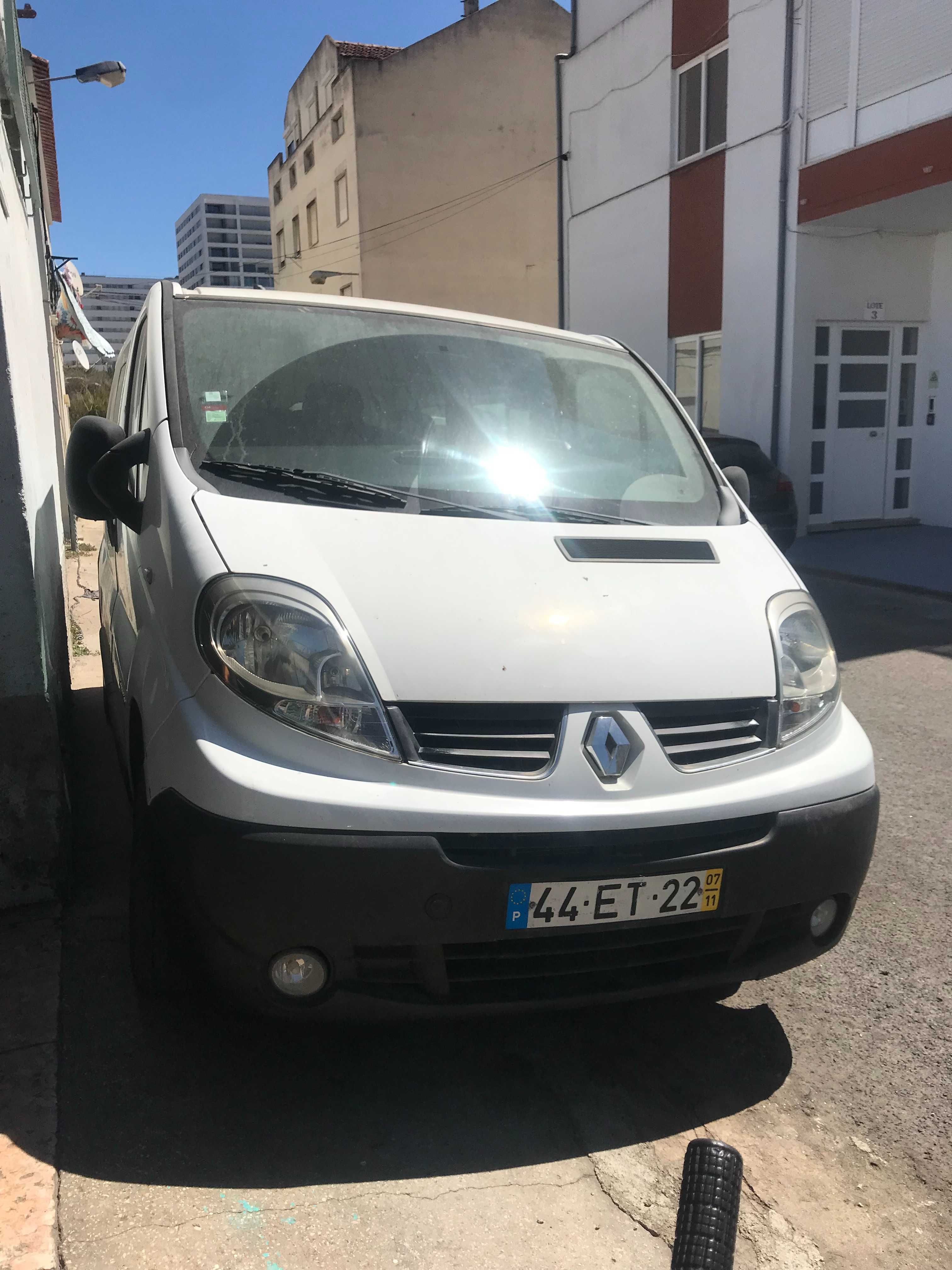 Renault TRAFIC 2007 - 9 lugares