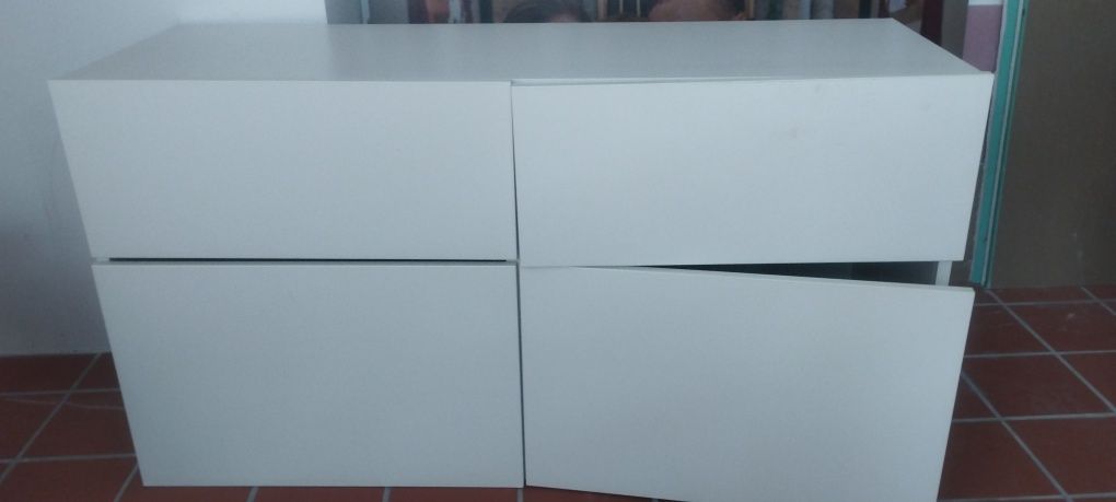 Vendo armário , 2 portas e 2 gavetas