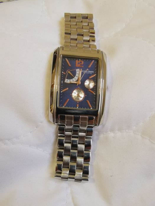 Годинник Jacques Lemans