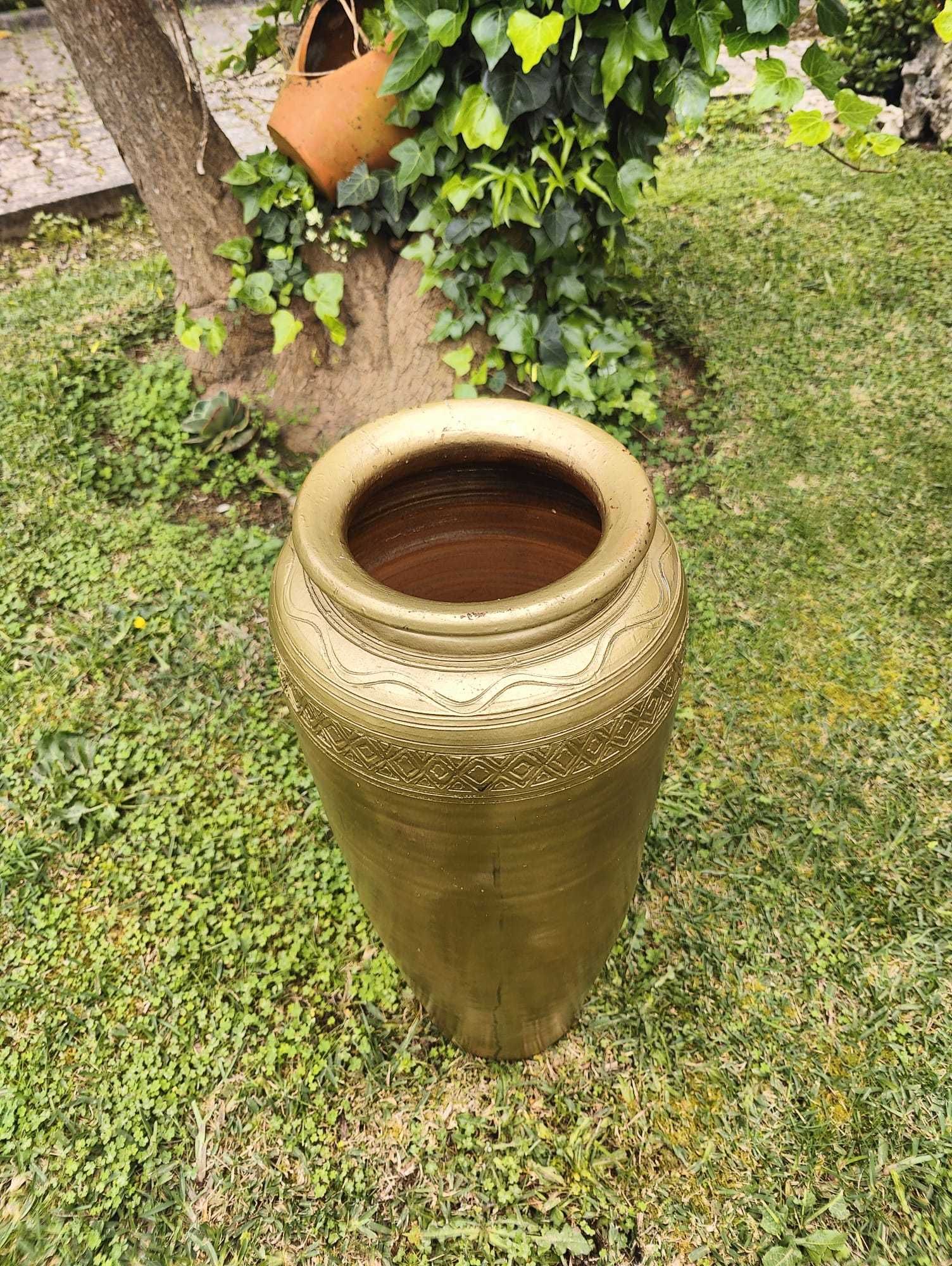 Vaso de Barro Dourado