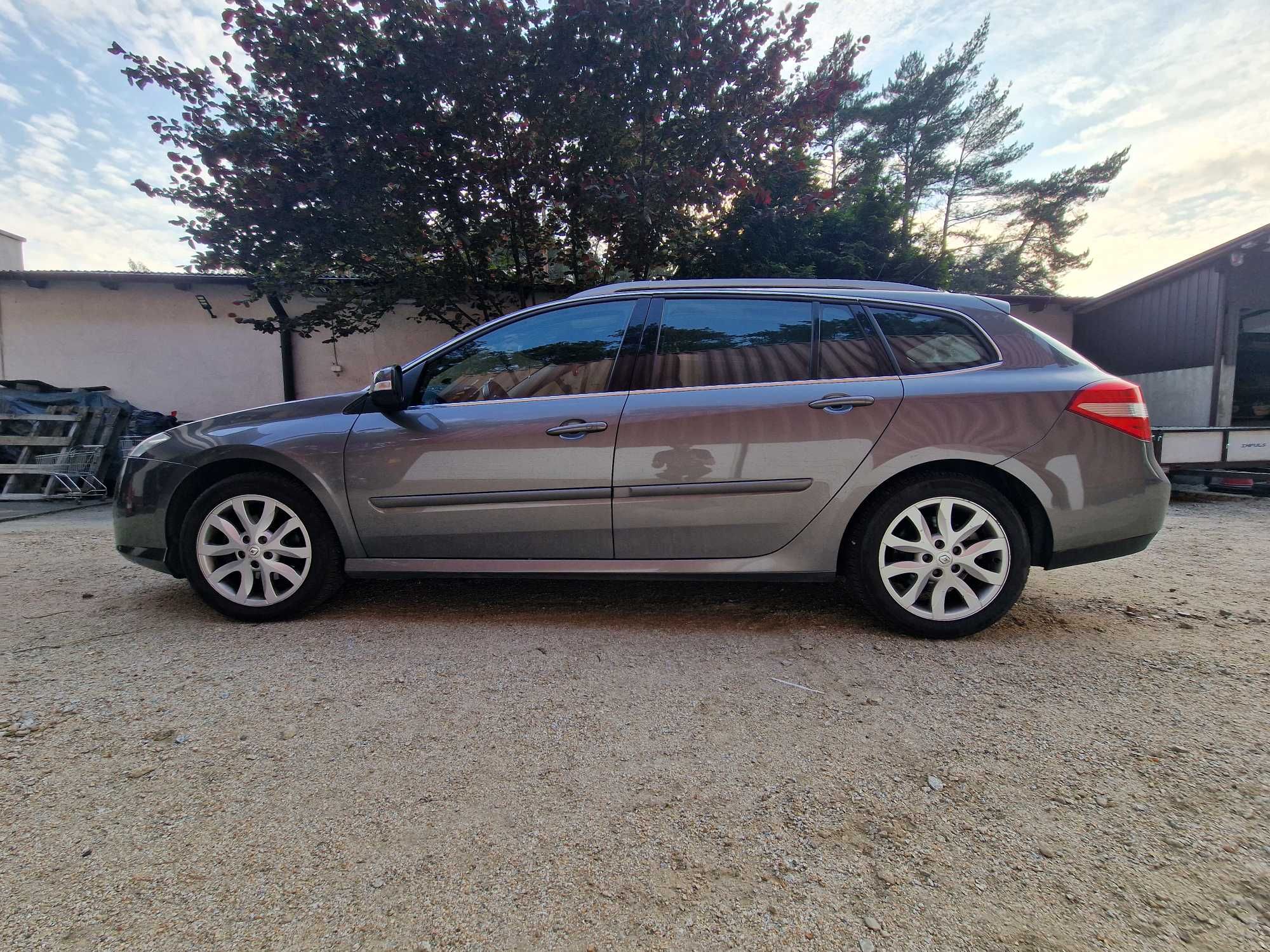 Renault Laguna /kombi/ 2008/ 140km/ benzyna