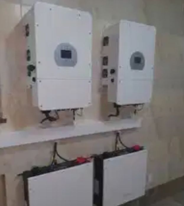 Установка  гибридных инверторов и сборка аккамуляторов ремонт.