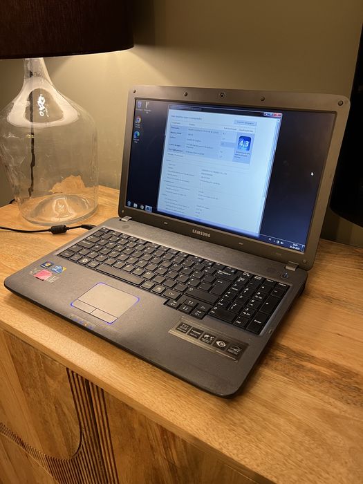 Portátil Samsung R530