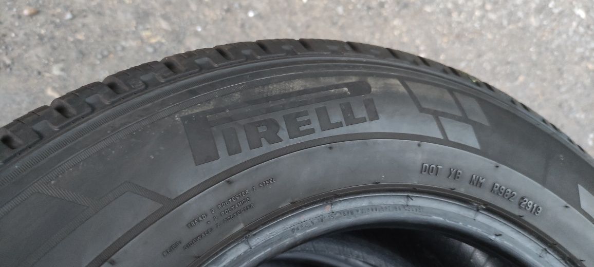 Opony zimowe z 2013r 6mm 215/65/16c Pirelli 3N