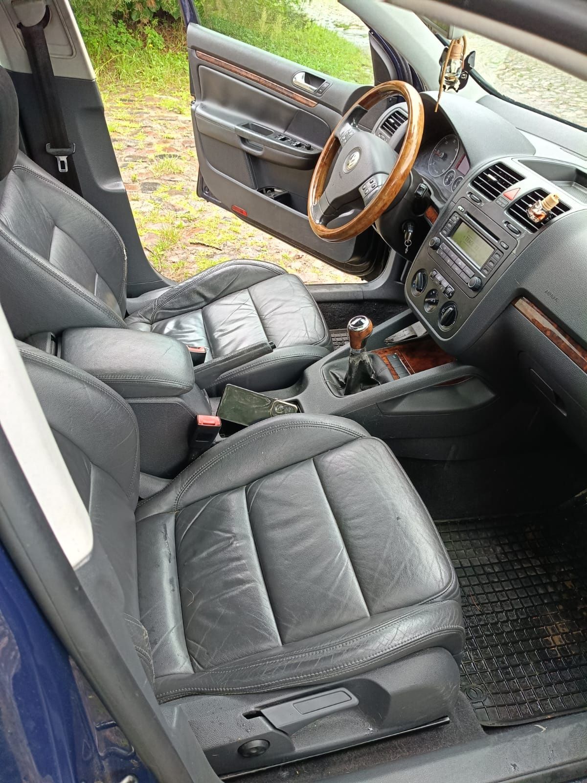 VW Golf 5 skóra, drewniana kierownica tempomat!!!