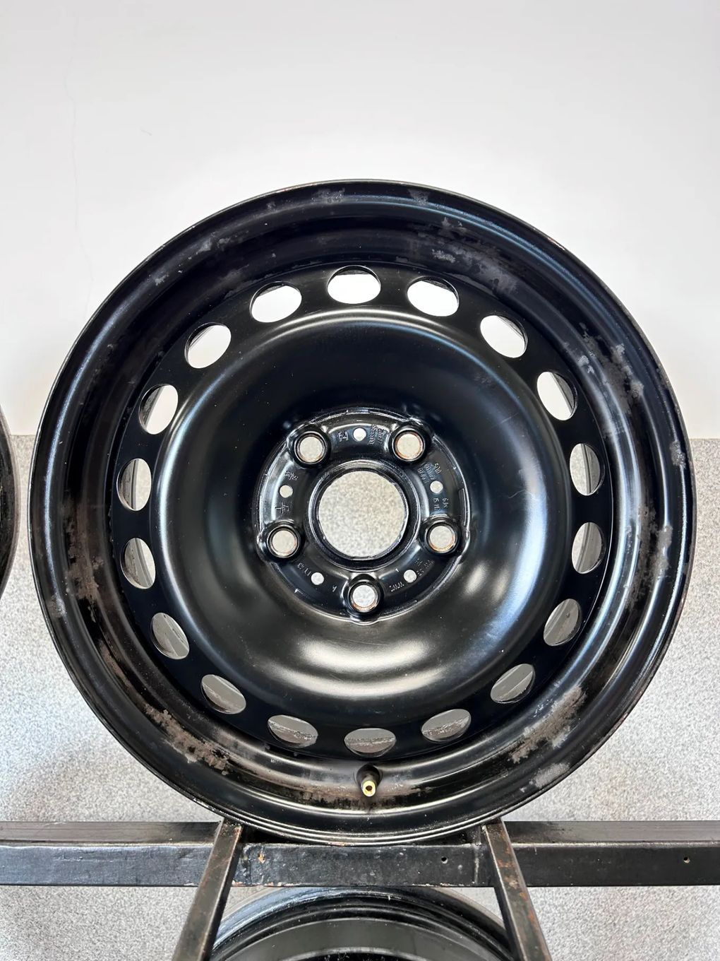 4 FELGI STAL. VW GOLF 7, SKODA OCTAVIA 3, SEAT LOEN 3 15&#039;&#039; 6J ET43