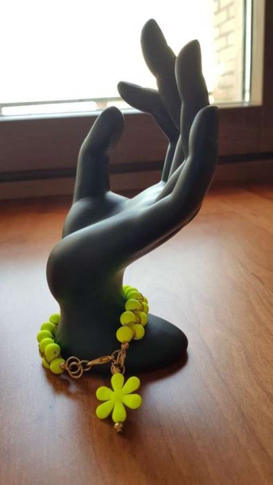 Pulseira amarela fluorescente