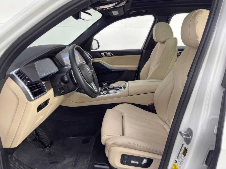 BMW X5 xDrive45e      2022