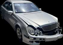 Mercedes E W211 (2004) - Lote de Peças