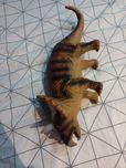 triceratops gumowa figurka