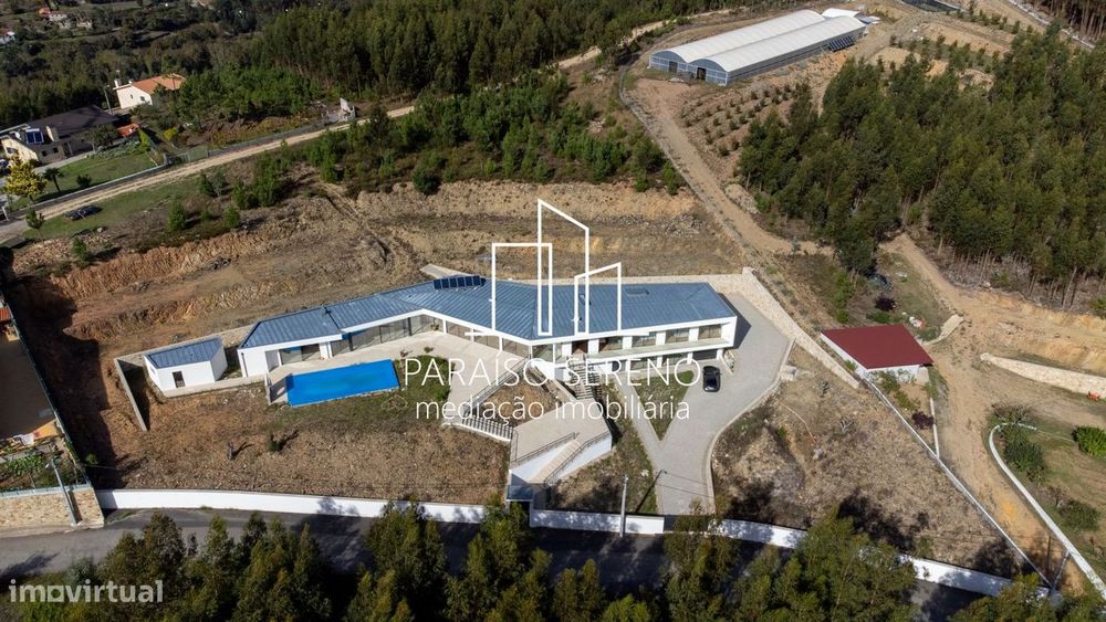 Moradia de Luxo em S. Miguel do Mato